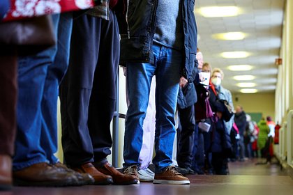 Медведев рассказал о жалобах живущих в Европе россиян