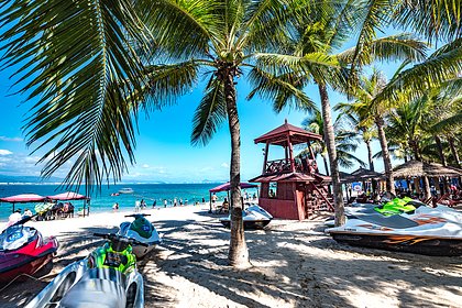 Россиянин описал отдых на курорте Китая фразой «лучше Таиланда и Вьетнама»