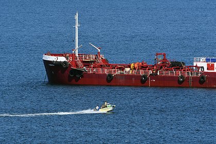 Снятие США санкций против российской нефти оценили словами «как мертвому припарка»