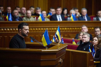 «Рада сломалась». Почему фракция Зеленского оказалась на грани распада и как это скажется на будущем Украины?