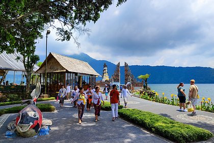 Губернатор Бали оправдался после обвинения в предвзятом отношении к россиянам