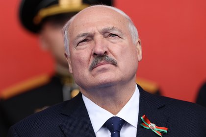 Лукашенко поздравил Путина с Днем Победы