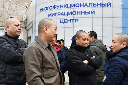 Большинство российских регионов ввели ограничения для трудовых мигрантов