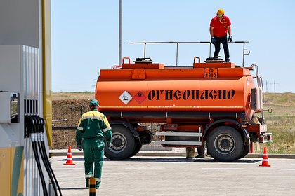 Продажу топлива запустили в Крыму на 99 заправках
