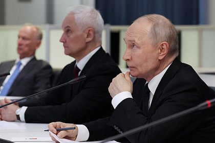 Путин принял доклады командующих флотами России