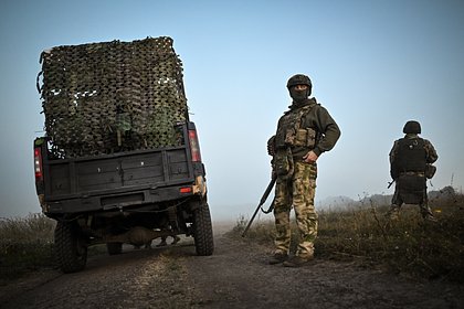 Удары российских военных по Украине продолжаются. Повреждены логистический центр, сухогрузы и переправа ВСУ
